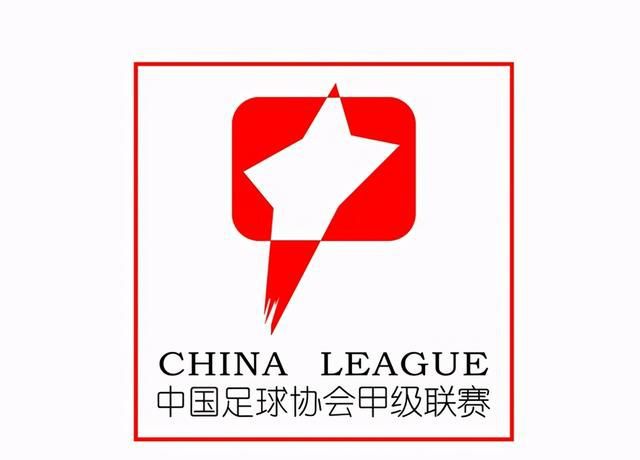 拜仁以阿劳霍为目标表明他们展示了雄心，图赫尔想要一名顶级球员来填补该位置（中后卫/右后卫）。